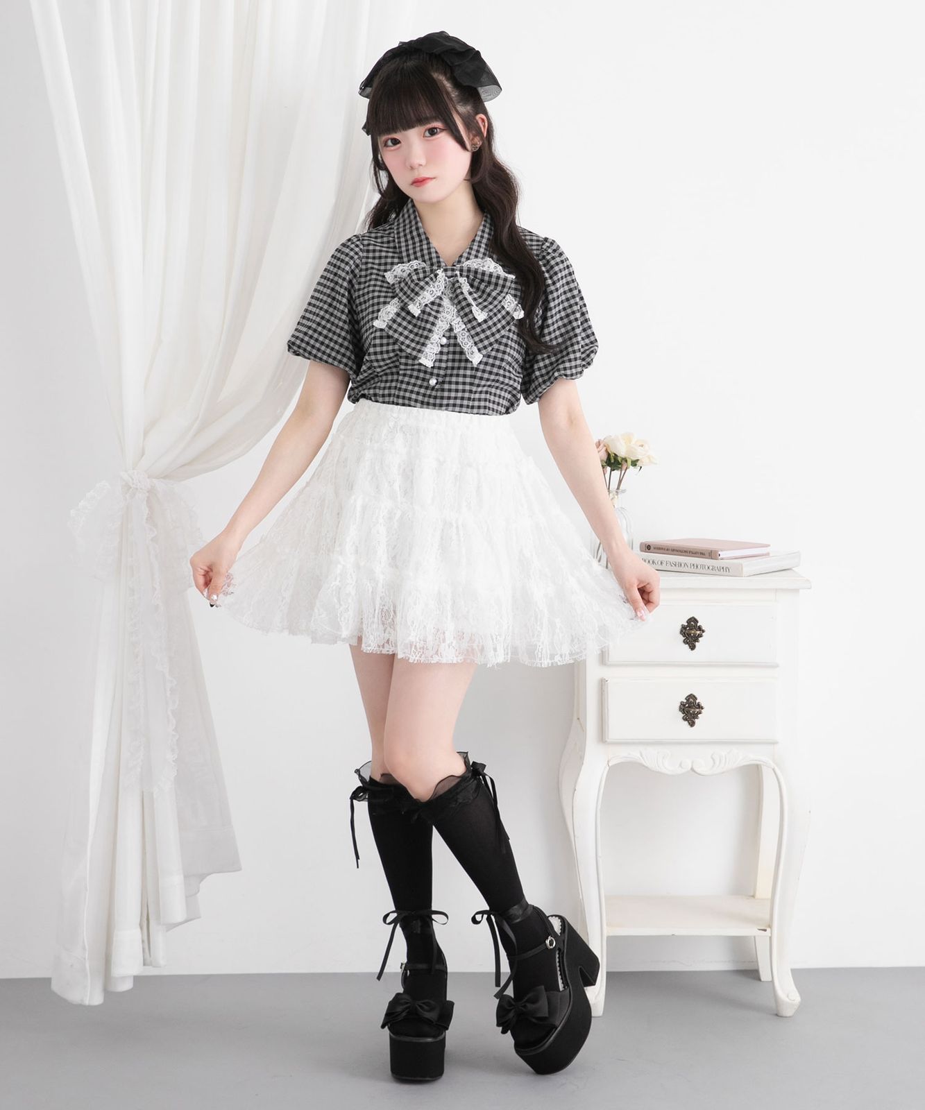 C♡出品 HELLO.SANFRANCISCO/ハローサンフランシスコ】フラワーカットアウト