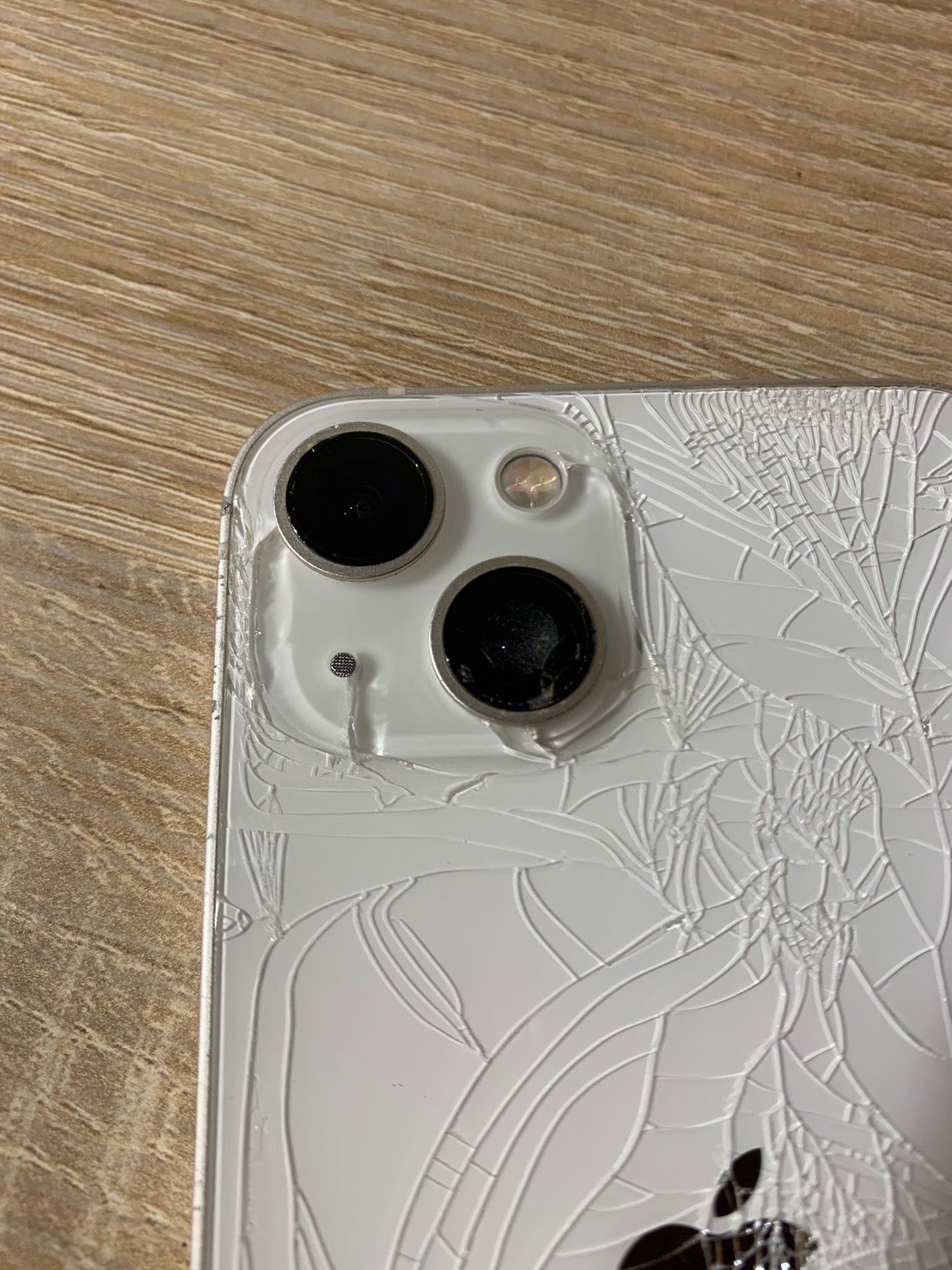 Apple iPhone 13 ホワイト　ジャンク Amazon.com: Apple iPhone 13, 256GB, Starlight - Unlocked (Renewed