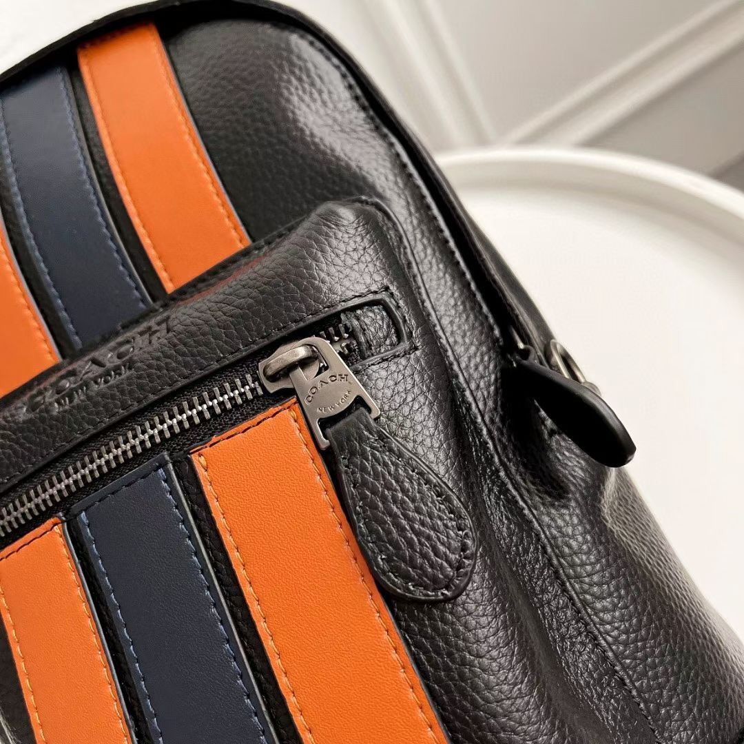 COACH WEST コーチ ボディバッグ ショルダーバッグ 斜め掛け  
