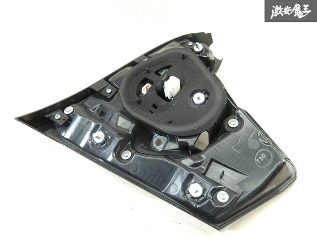 点灯OK!!】トヨタ 純正 ZYX10/NGX50/NGX10 C-HR CHR 前期 LED テール