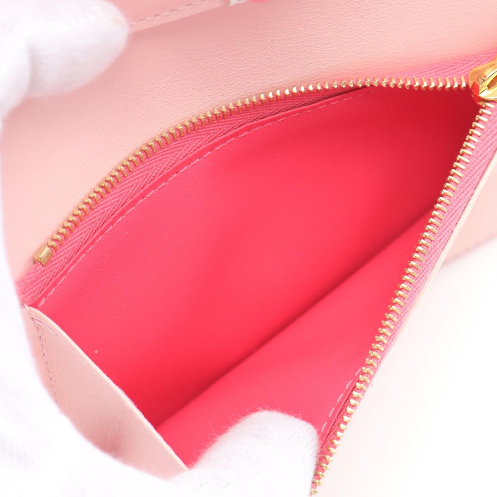 VUITTON ルイ