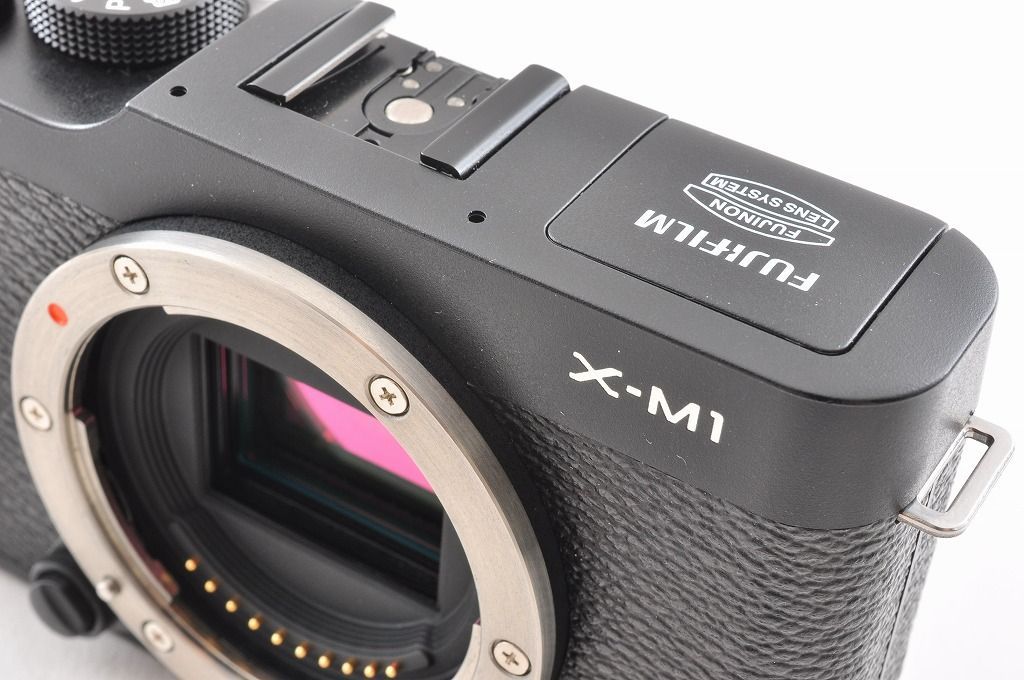 ボディ ブラック