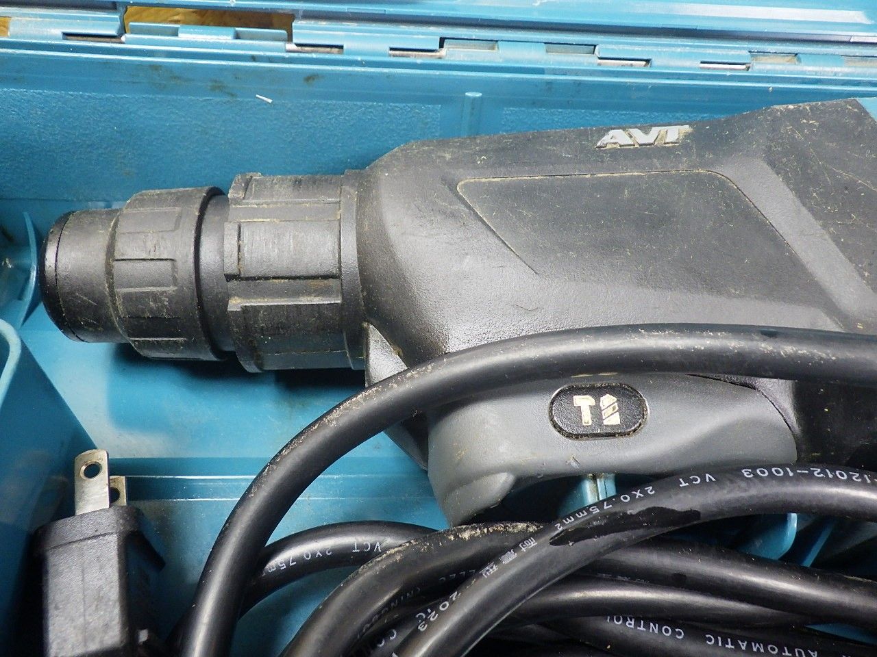 品質も絶対に保証！ ケース付き マキタ ハンマドリル 2モード 26mm HR2601F コード式 品