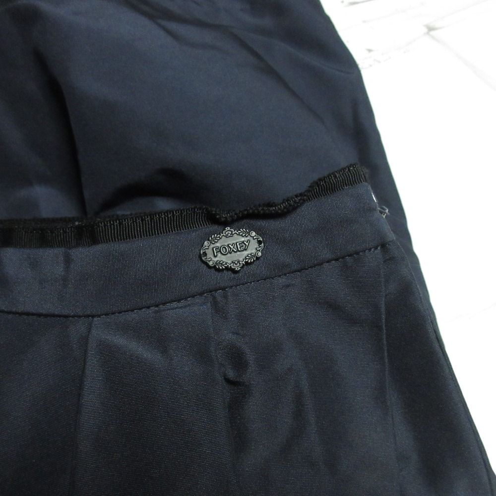 美品 FOXEY フォクシー シルク100％ ひざ丈 タック フレア スカート  