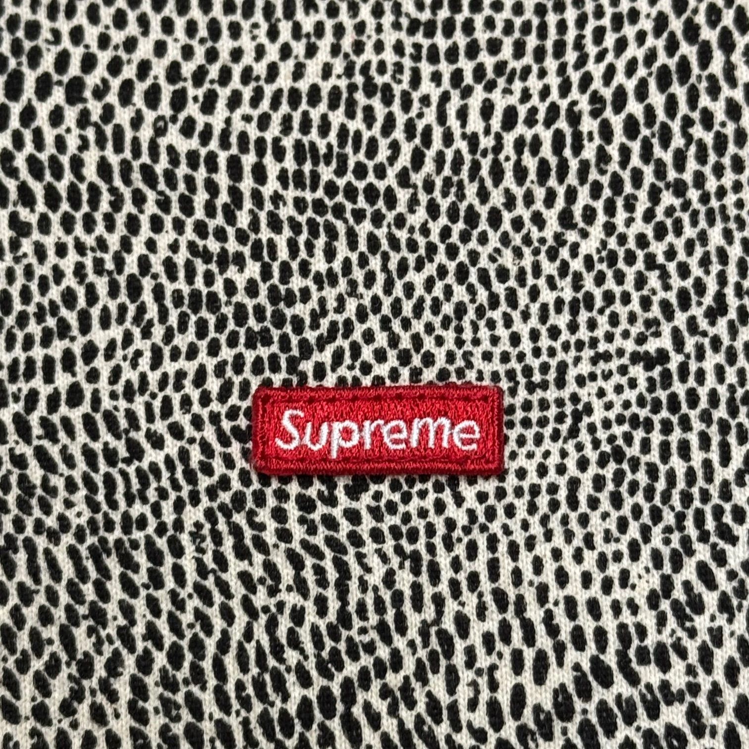 Supreme トランプ 金色 新品 透明ケース入り Supreme トランプ 金色 新品 透明ケース入り