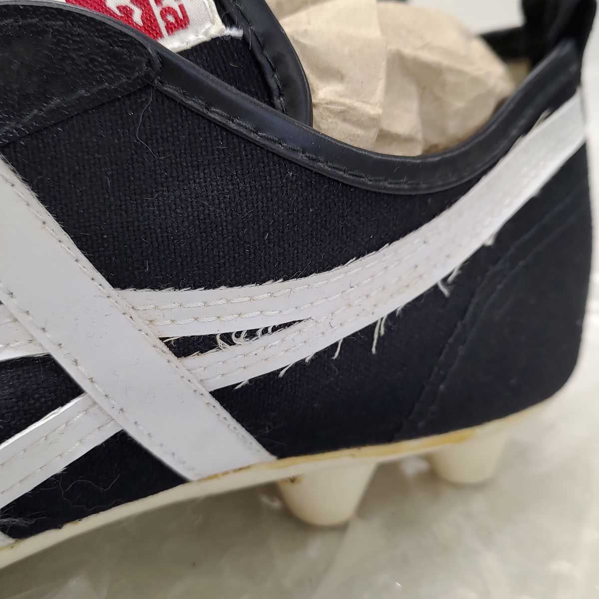 訳あり] オニツカタイガー Onitsuka Tiger サッカースパイク ボンバー