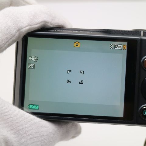EX ZR 10 シルバー CASIO EXILIM デジカメ 本体 02000