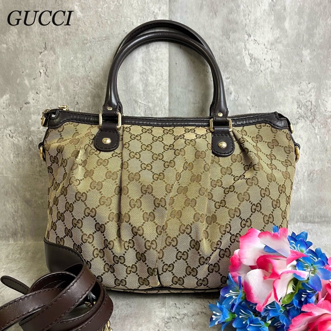 ✨良品✨ GUCCI グッチ 2way ショルダーバッグ トートバッグ GG柄 ロゴ型押し ゴールド金具 シリアル 肩掛け 斜め掛け キャンバス  レザー レディース ベージュ 肌色 ブラウン 茶色