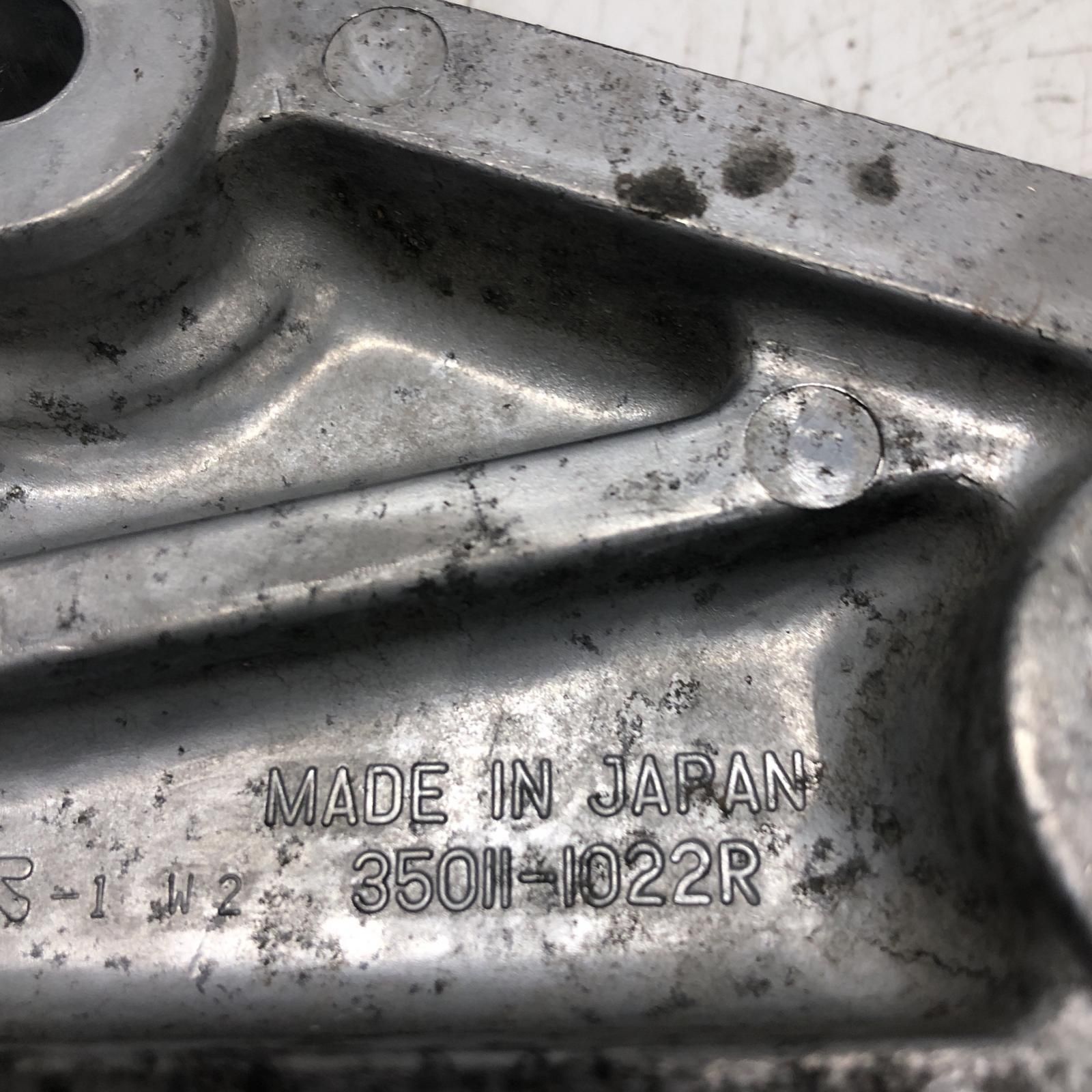 KAWASAKI Z1000ST ステッププレート右 カワサキ - メルカリ