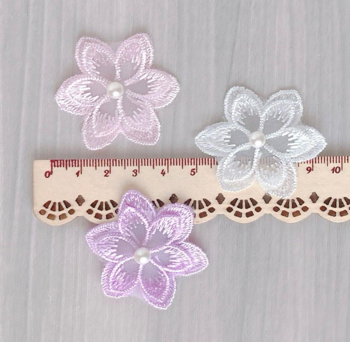 パール付き・二重花モチーフ 全10色＊20個入り 刺繍レース