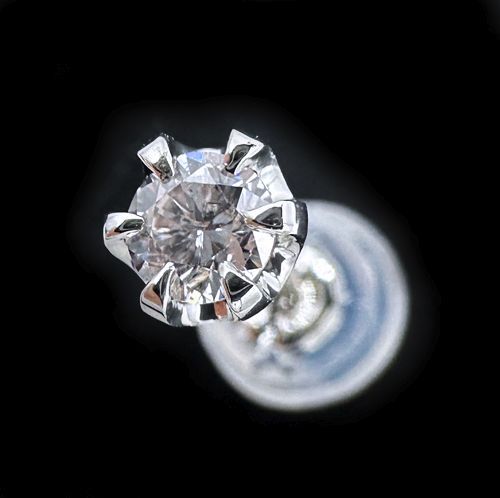 天然ピンクダイヤモンド 0.165ct 鑑定付き プラチナ 片耳 値する  