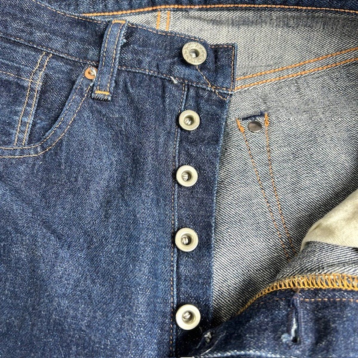 LEVI'S S501XX 大戦モデル バレンシア 復刻 月桂樹 W30 LEVI'S S501XX 大戦モデル バレンシア 復刻 月桂樹 W30 - メルカリ