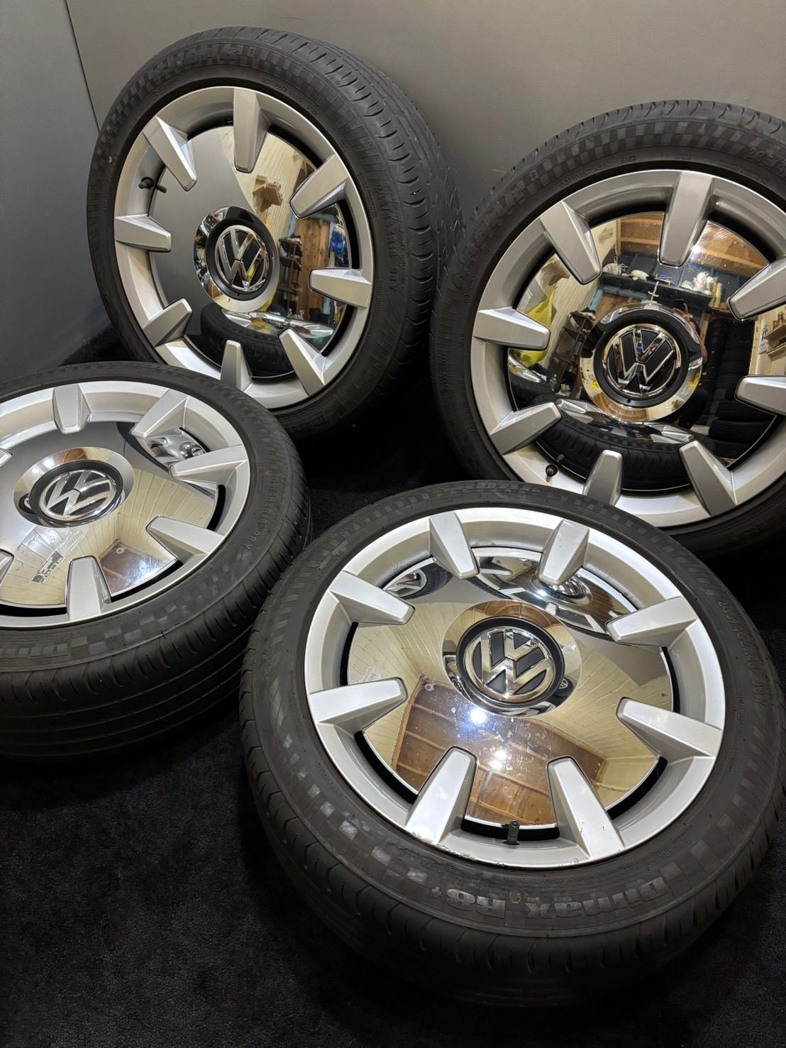 235|45ZR18 RADAR|Dimax R8 22年製 VW ザビートル フェンダーエディション 18インチ 8J 48 112 5H 夏タイヤ 4本 南7-J273