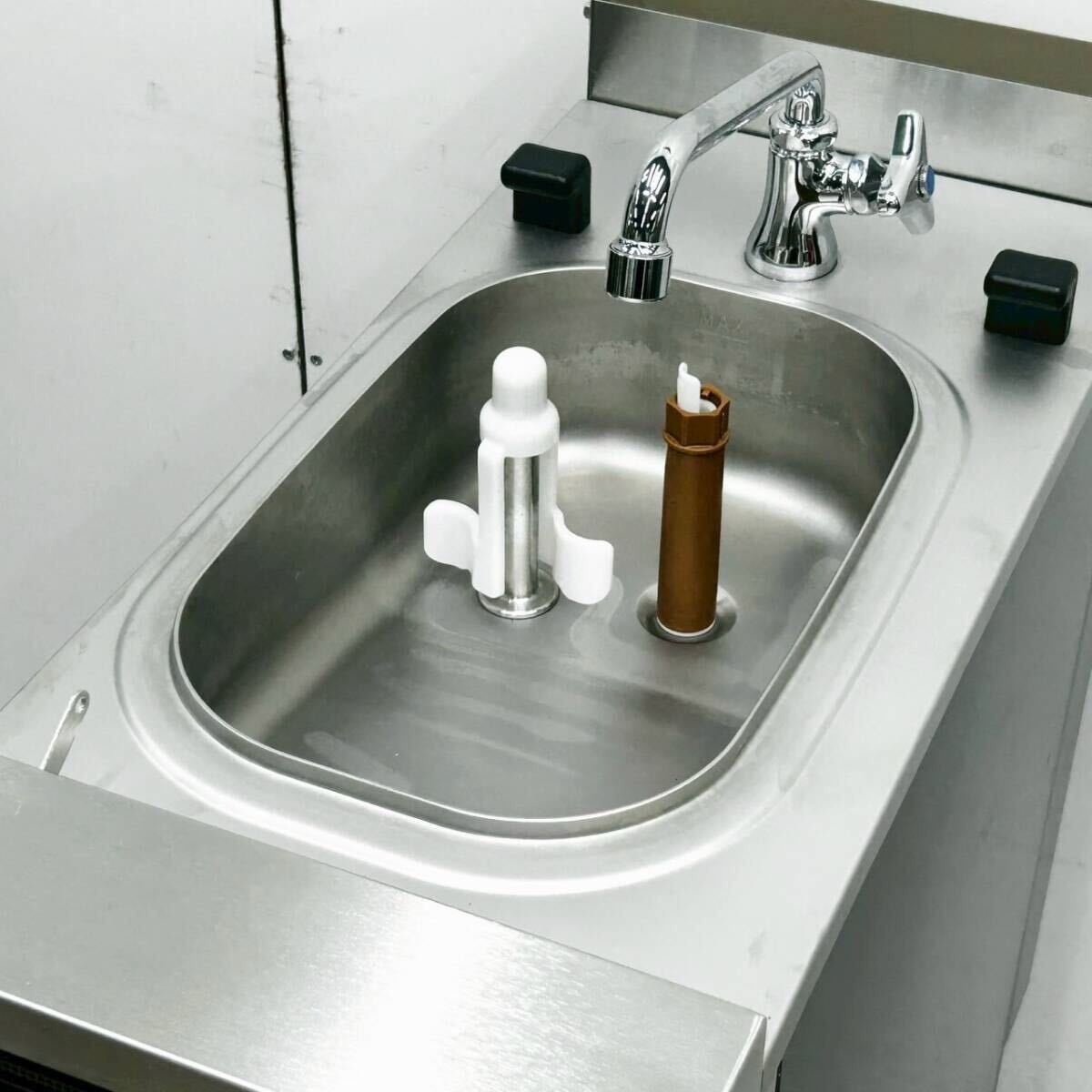 美品 2024年製 日世 ソフトクリームサーバー CI-9724AT 三相200V