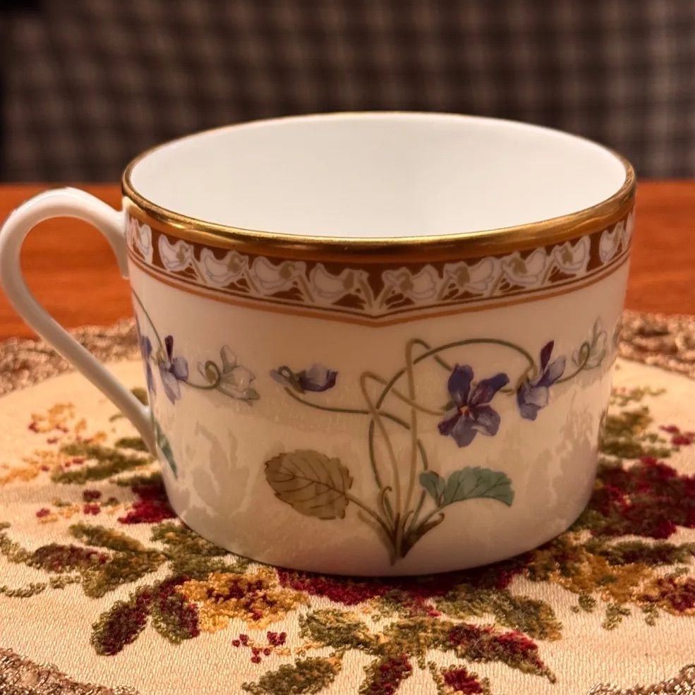 アビランド リモージュ アンペラトリス ユジェニー カップ＆ソーサー 3