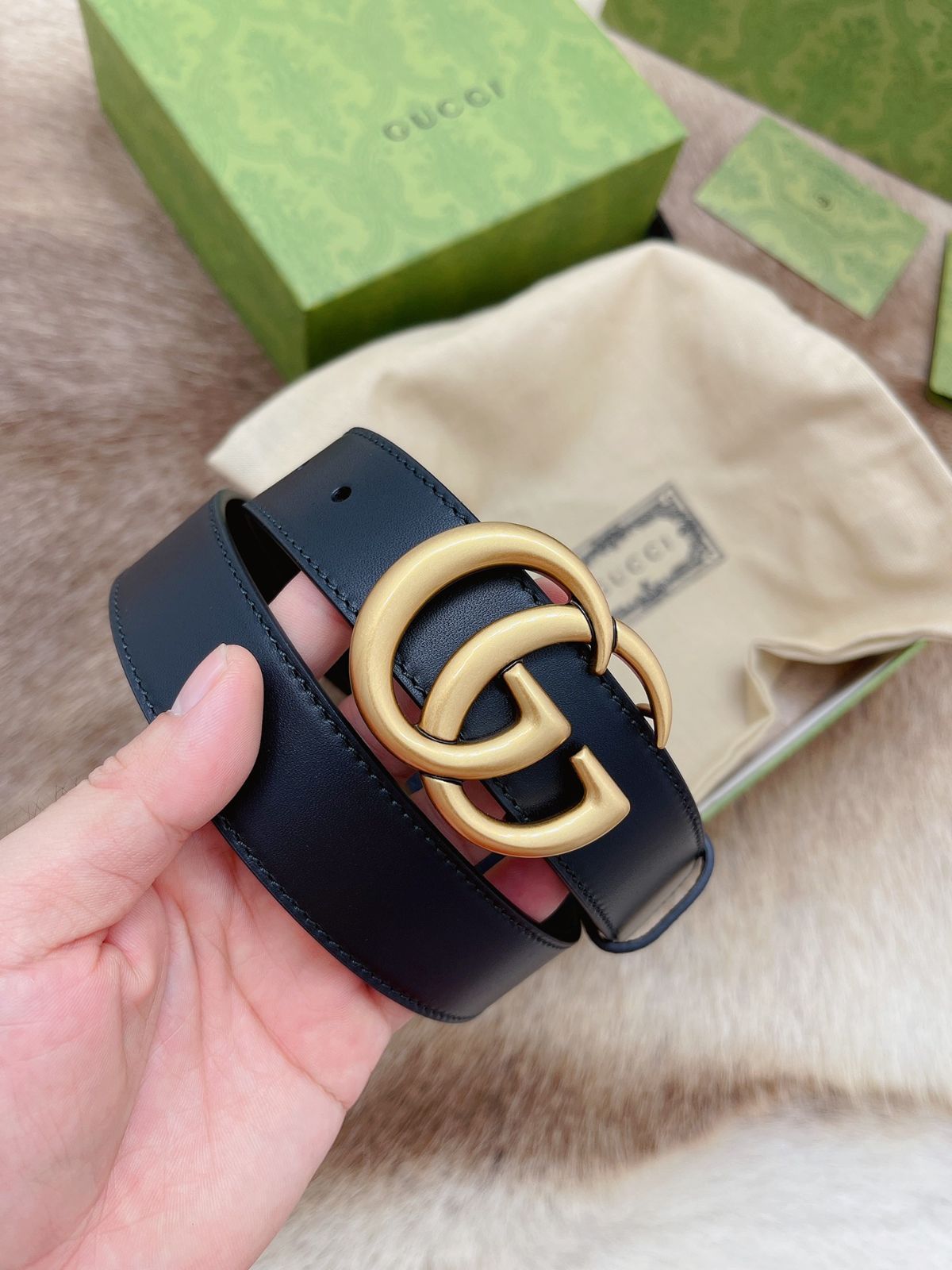 GW中お値下げ中!GUCCI ブラウンレザーベルト ダブルGロゴ 今日特価】Gucci Double G 2.0cm 本革ベルト-2 - メルカリ