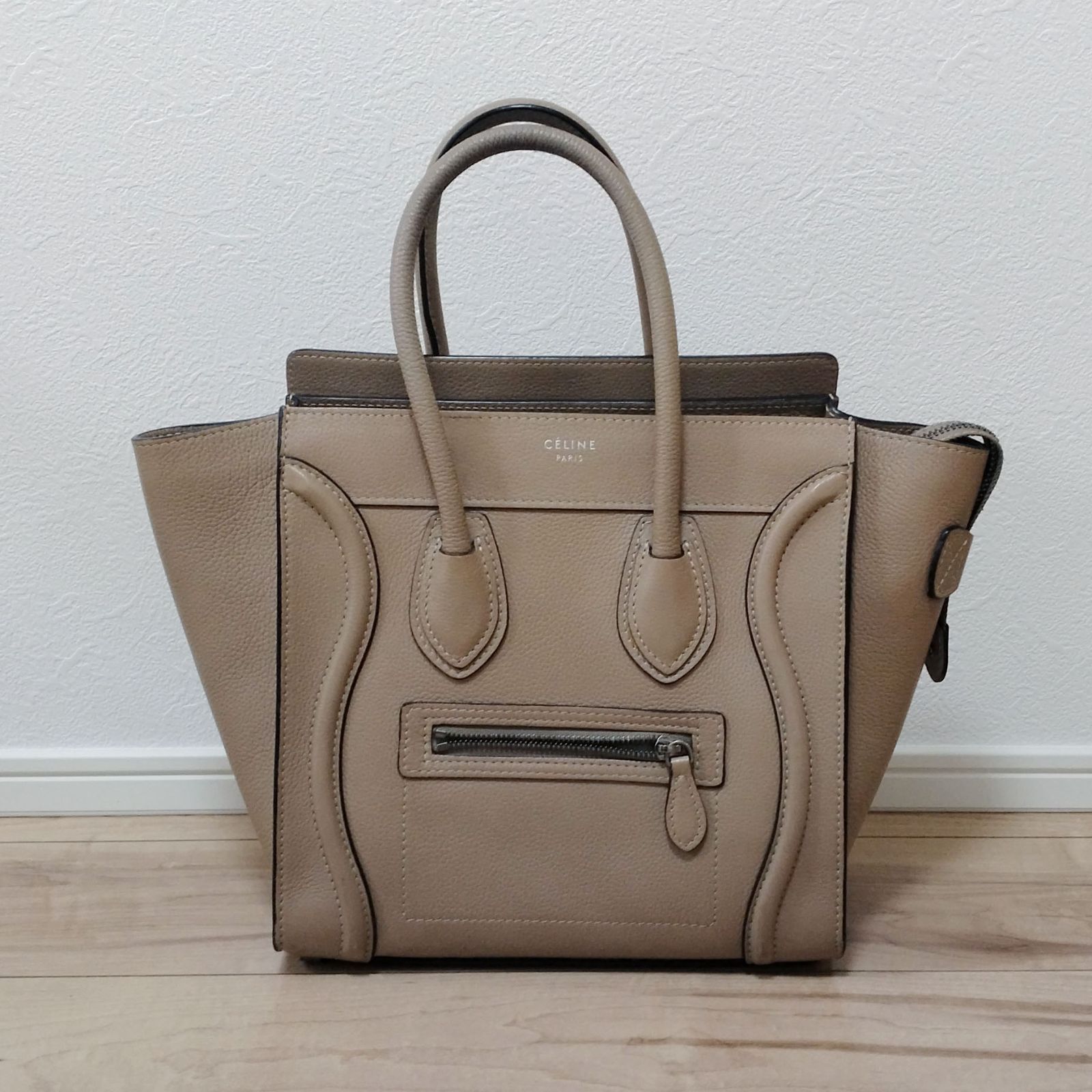 美品】セリーヌ ラゲージマイクロショッパー ハンドバッグ スムース カーフスキン Luggage Micro Shopper Tote Bag  Leather CELINE 189793DRU.09SO ユニセックス ブランドバッグ ブランド TYB0031 - メルカリ