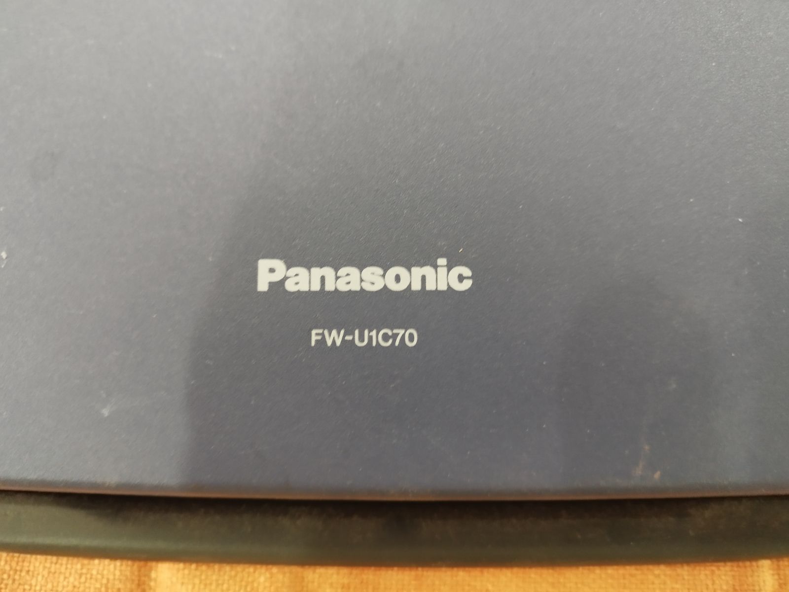 Panasonic／SLALA FW-U1C70｜ジャンク 通電OK｜液晶劣化｜カラー