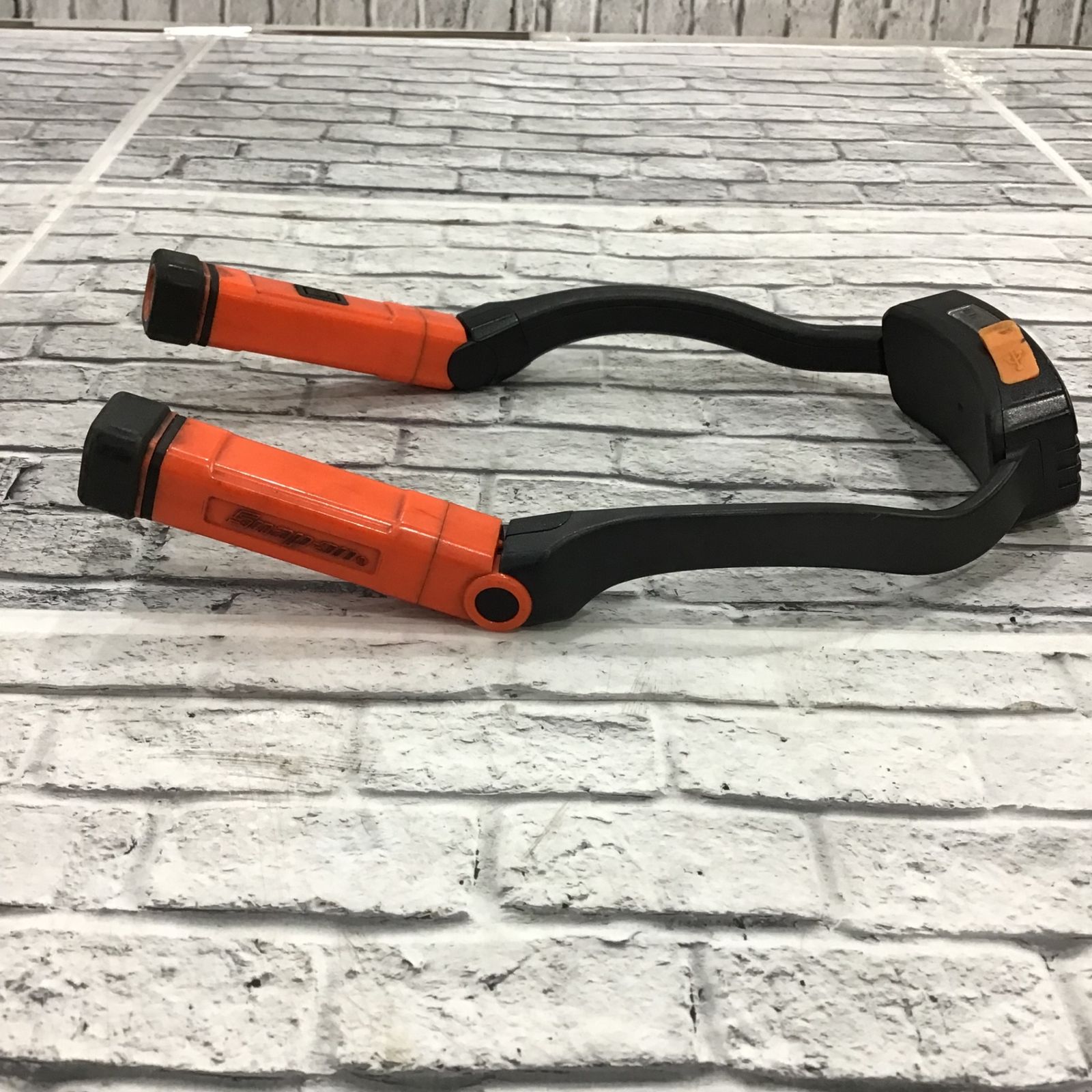 スナップオンSnap-on新型脱着式ハイパワーLEDハンズフリーネックライト 橙 スナップオンSnap-on新型脱着式ハイパワーLEDハンズフリーネックライト