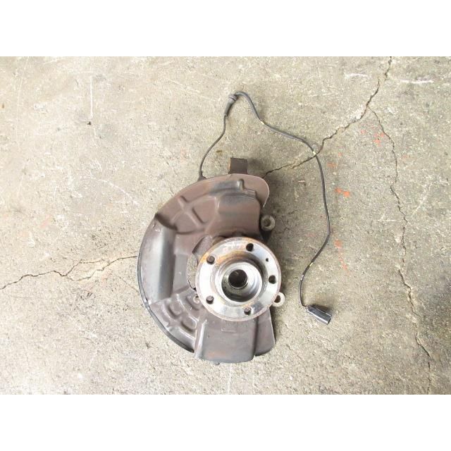 19年 ボルボ XC90 CBA-CB6324AW 右前 ナックルハブ 181040 4454