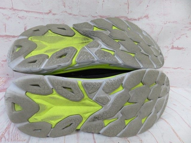 【中古】HOKA ONE ONE ﾎｶｵﾈｵﾈ ｽﾆｰｶｰ CLIFTON EDGE F27220E ﾌﾞﾗｯｸ 26.5cm 991803834