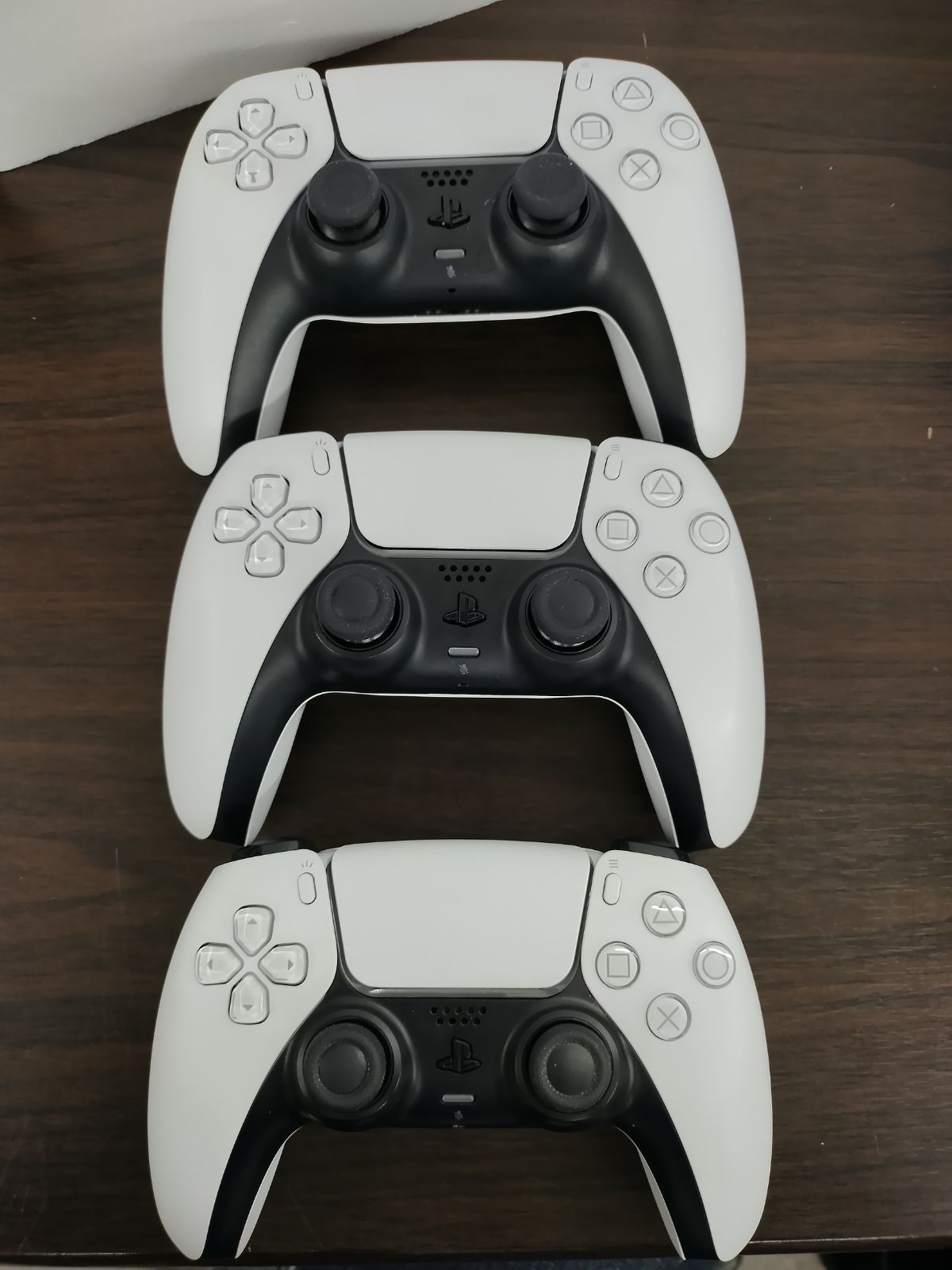 ジャンクパーツ PS5コントローラー デュアルセンス 3個セット 動作不 50-54