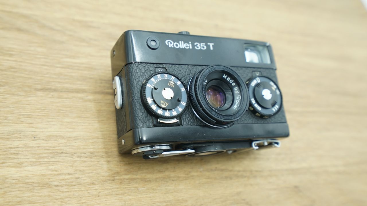 8223 良品 Rollei 35T 露出計OK ブラック シンガポール製 - メルカリ