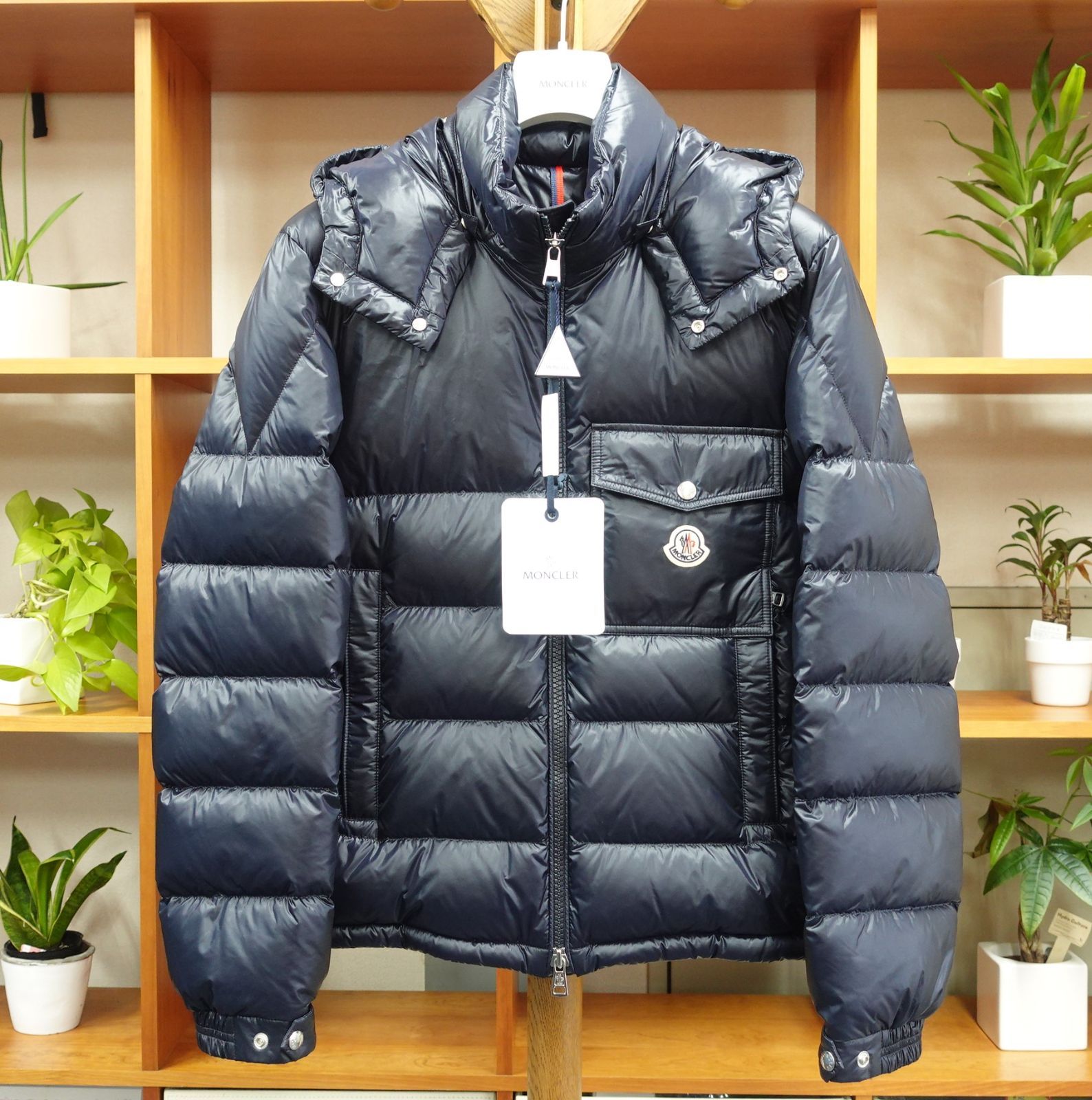 ヨーロッパ買付・新品・未使用】MONCLER モンクレール ☆ ダウン ...