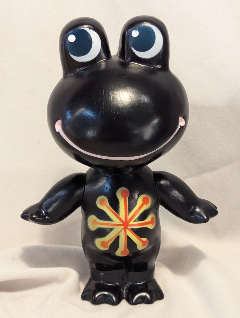 ケロちゃんコロちゃん・コーワのカエルの道のり｜コーワの