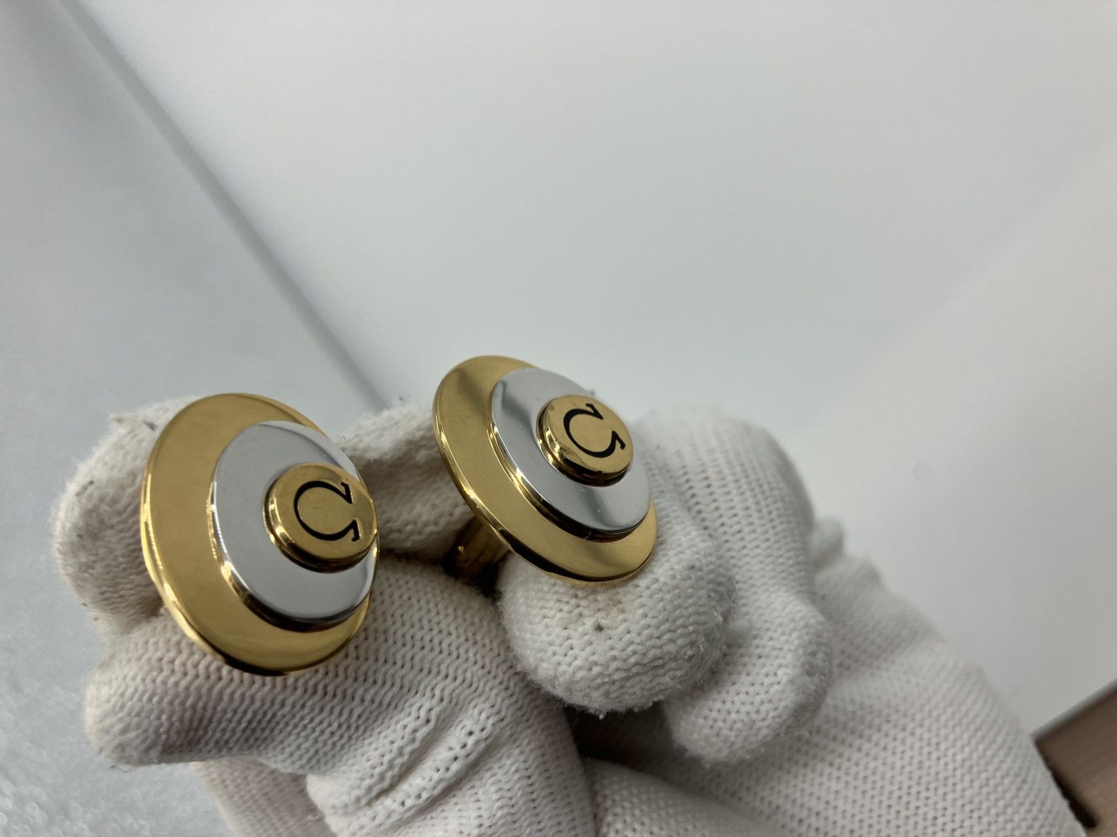 オメガ OMEGA カフス サイズ大き目 ゴールド＆シルバー 社外箱付 