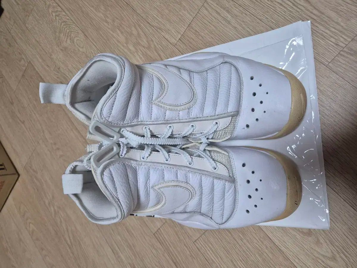 ギフトに最適。 NIKE ナイキ ロッドマン エアシェイク 285 新作もいち早くお手元に！