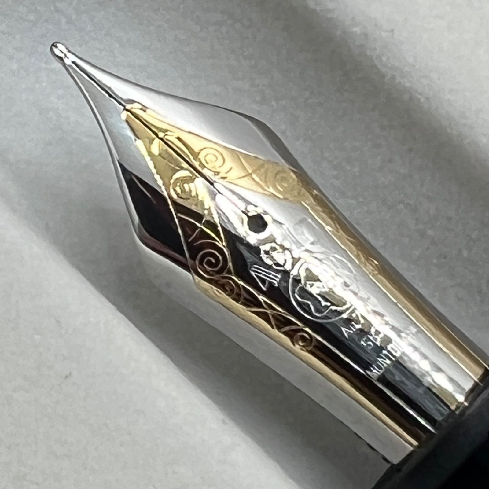 インク付き】モンブラン 万年筆 114228 149 Au750 プラチナ - メルカリ