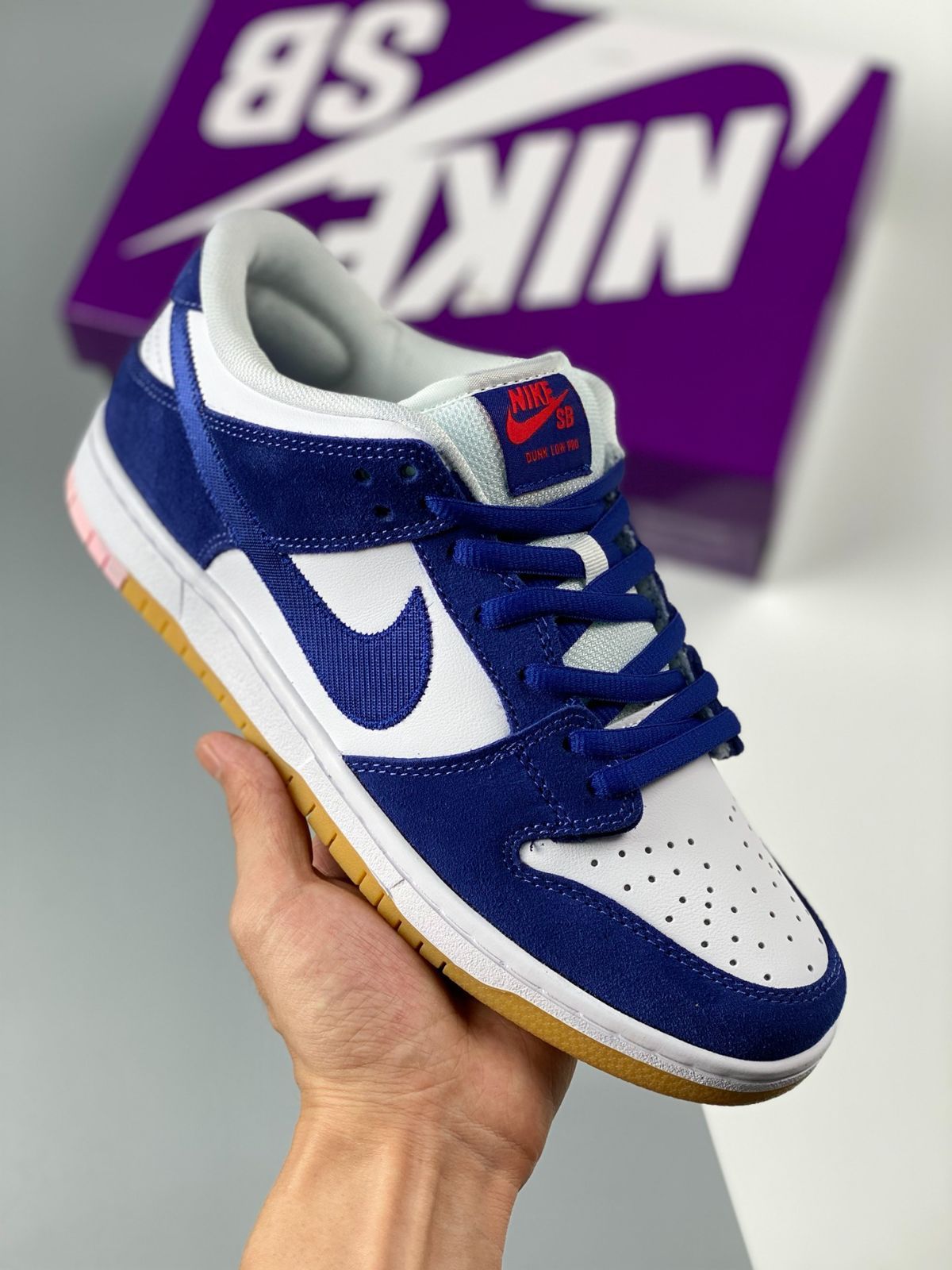 NikeSB Dunk Low 