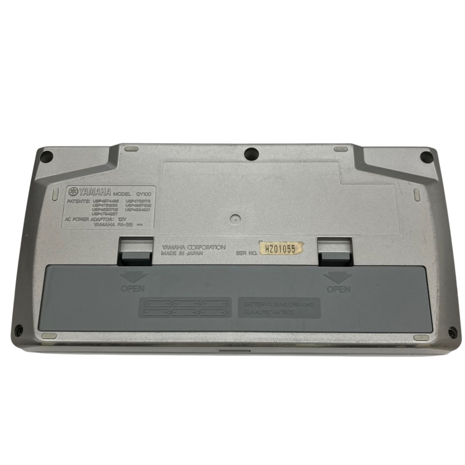 モバイルシーケンサー QY100