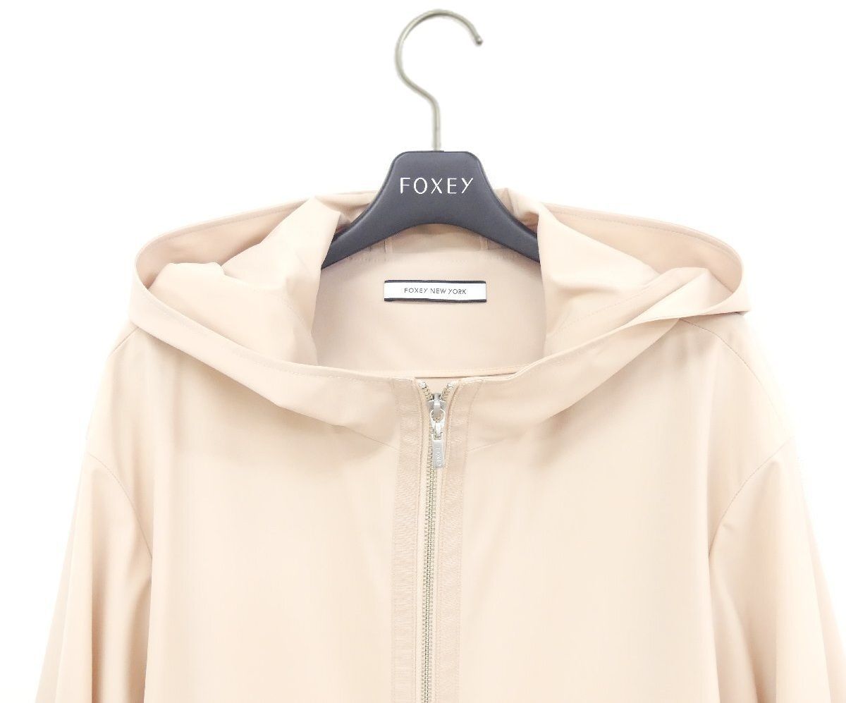 【極美品】FOXEYフォクシーニューヨーク ウォータープルーフレイニー