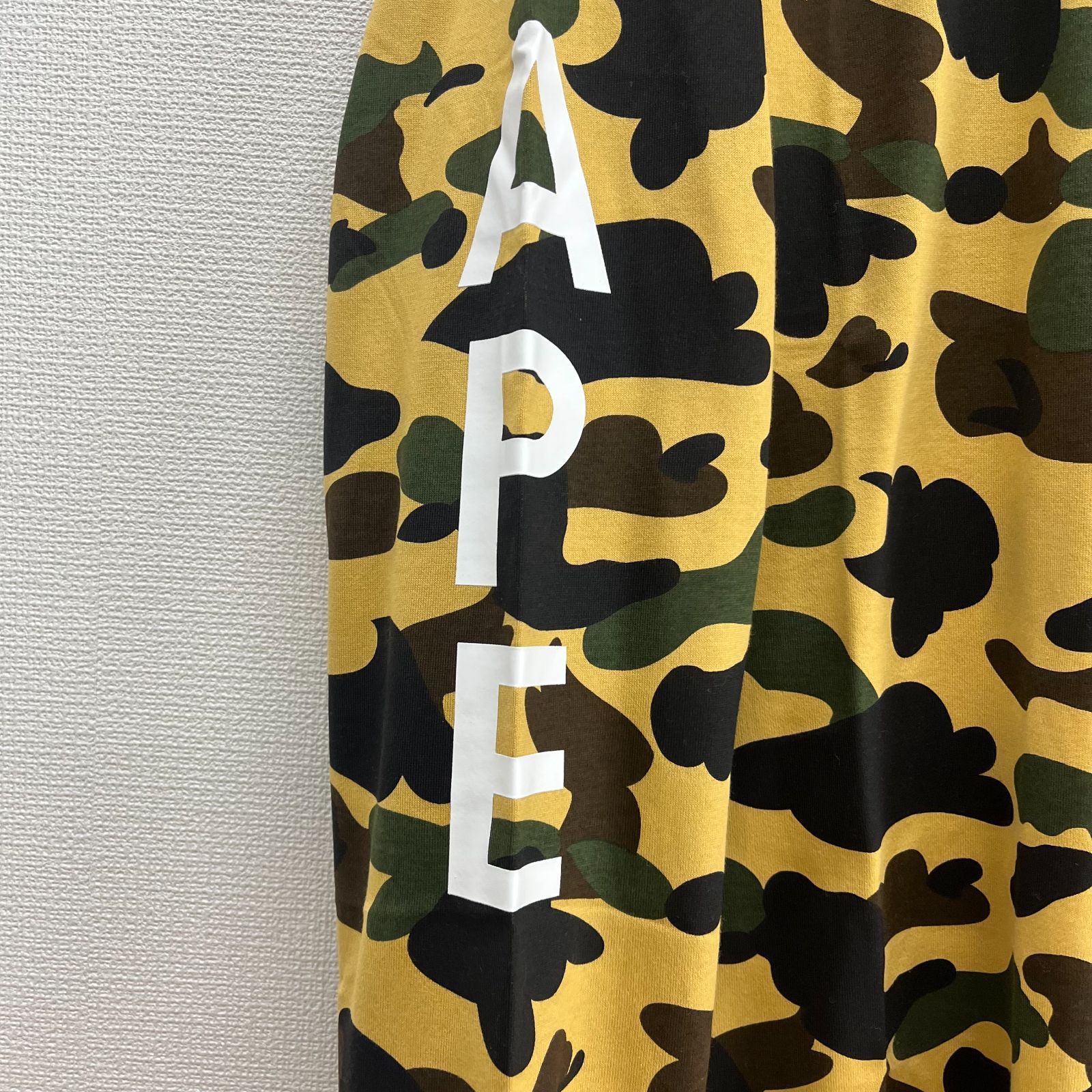 未使用 A BATHING APE アベイシングエイプ 001LTK701001M 1ST CAMO L/S 