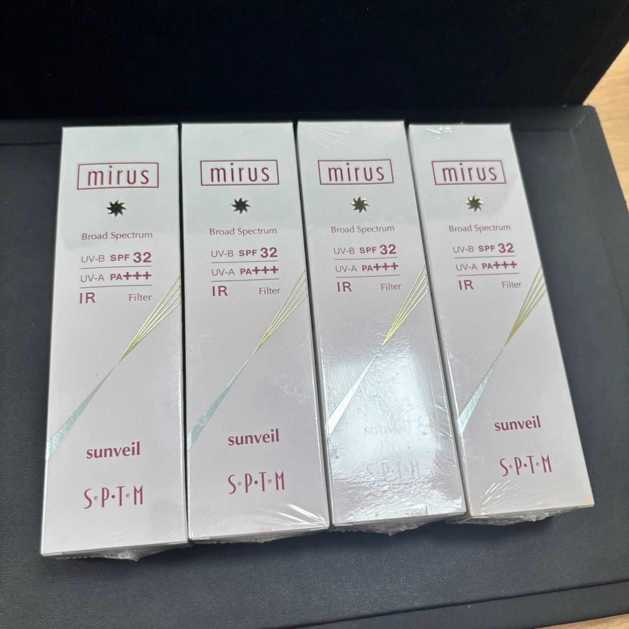 近紫外線にも対応日焼け止め　SPTMセプテム ミラス サンベール60ml 5本 Amazon.co.jp: セプテム ミラス サンベール D 〈日焼け止め乳液