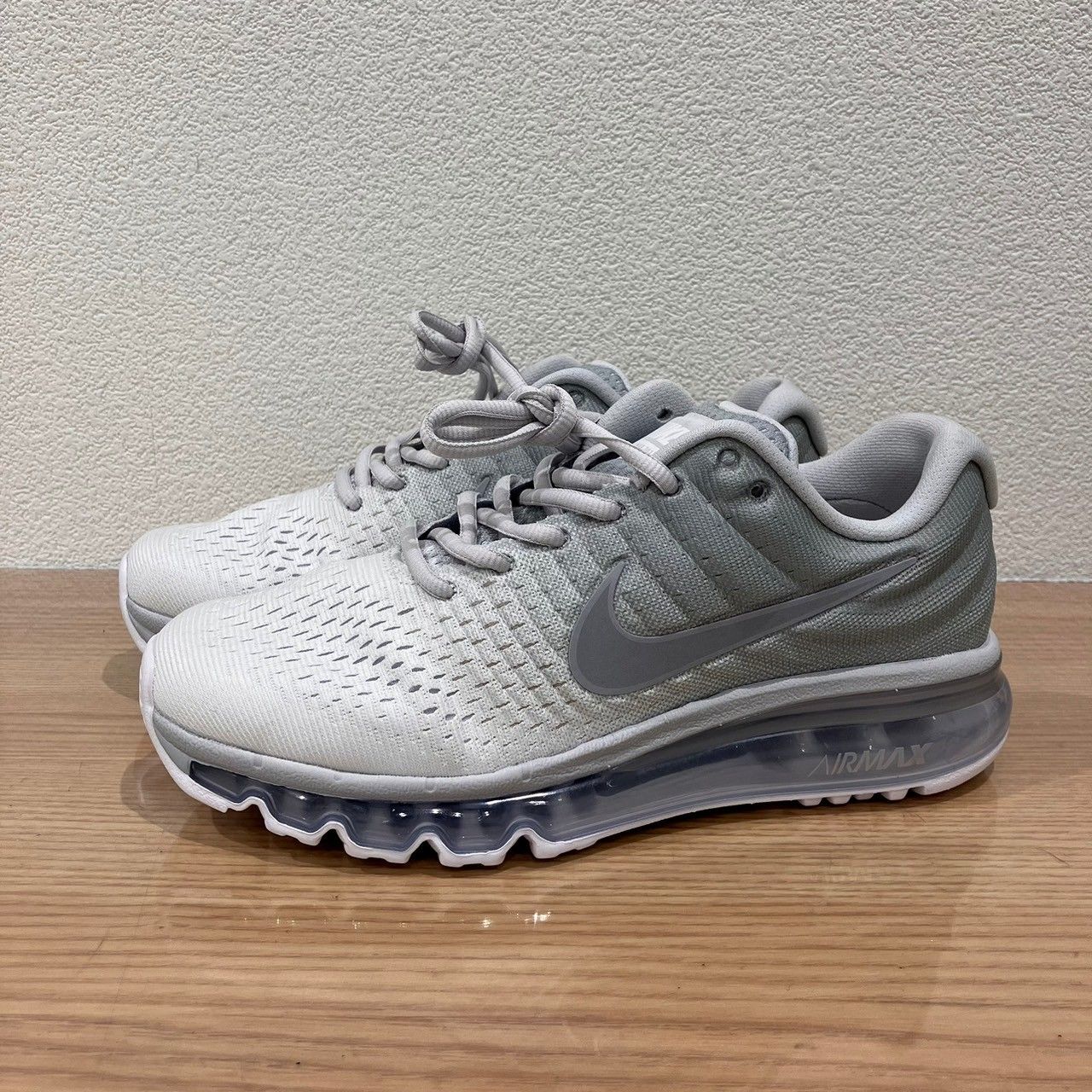 NIKE ナイキ 849560-009 air max 2017 エアマックス 2017 ホワイト グレー 24.5cm 靴 スニーカー シューズ  ランニング ストリート レディース ウィメンズ - メルカリ