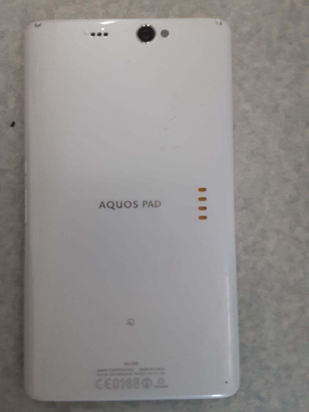 SHARP AQUOS PAD SH-08E(SIMカードなし) - メルカリ