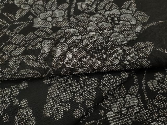 平和屋着物●本場大島紬 9マルキ 草花文 正絹 CAAY4962ut