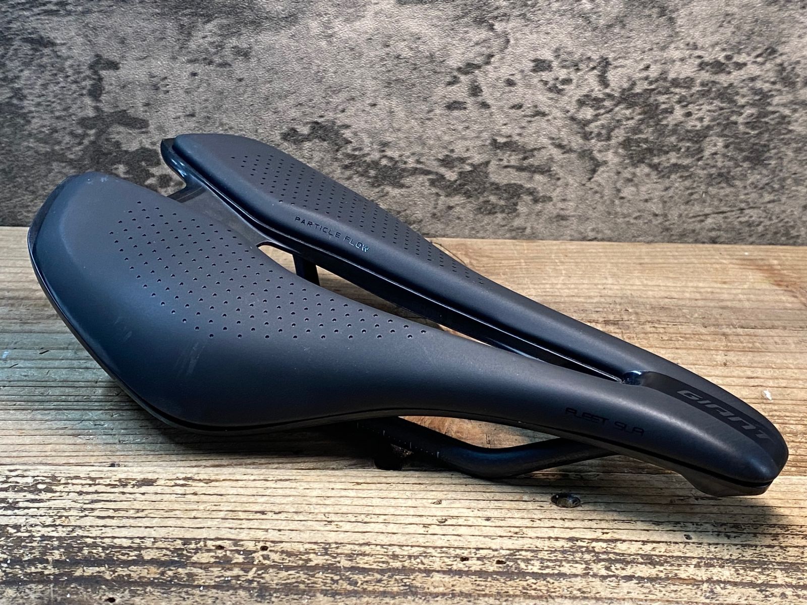 JI061 ジャイアント GIANT FLEET SLR サドル カーボンレール 黒 145mm