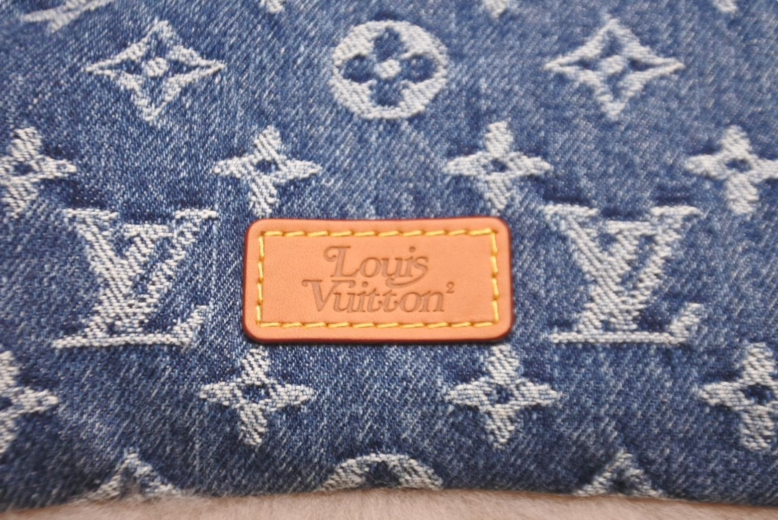 極美品 LOUIS VUITTON ルイ ヴィトン × NIGO ニゴー コラボ マフラー MP2703 エシャルプ シアリング モノグラムデニム  中古 60564 - メルカリ