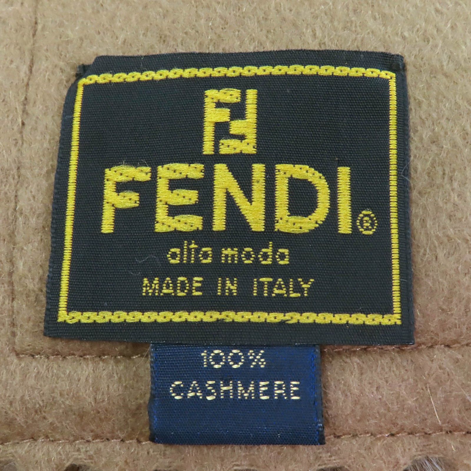 フェンディ カシミヤ100％