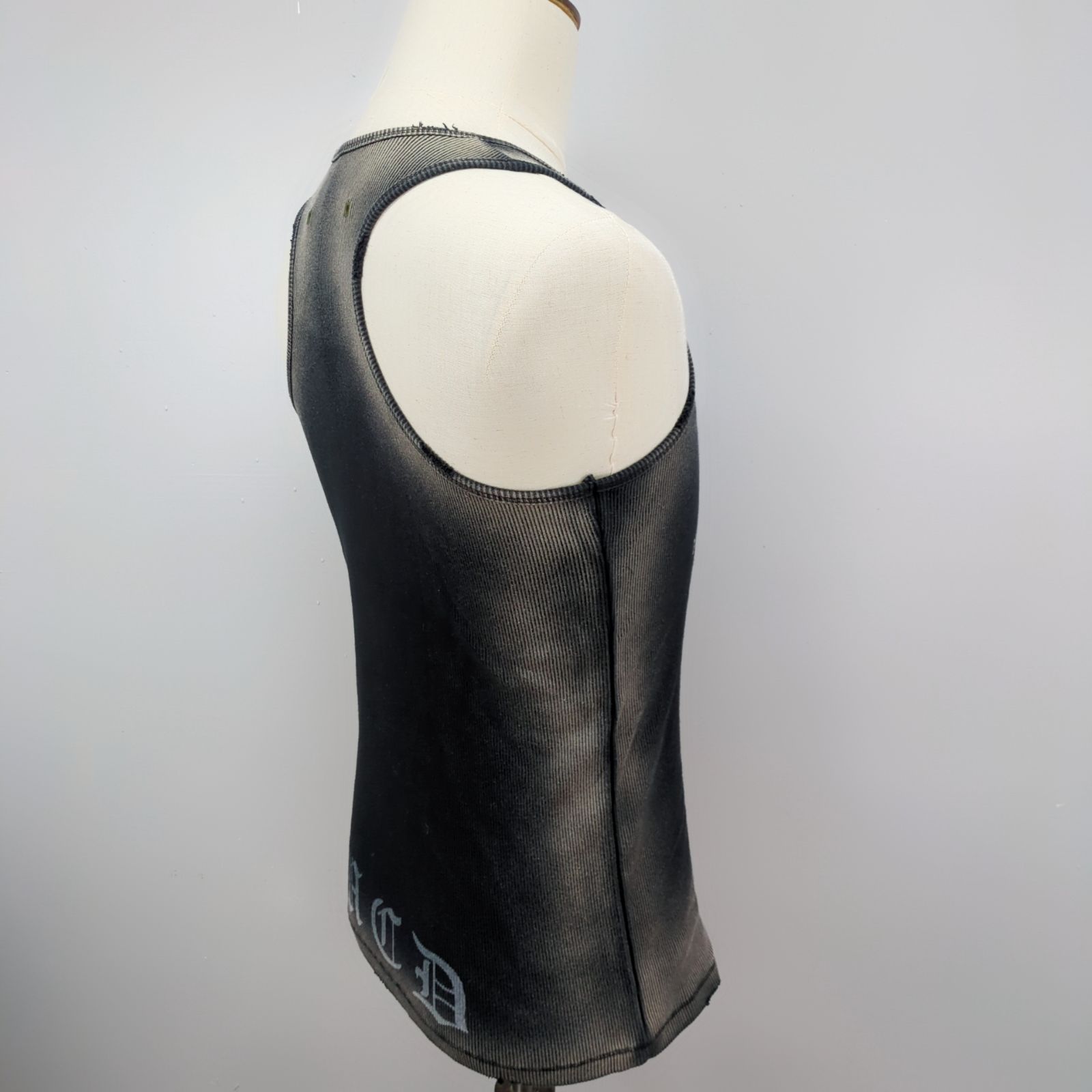 Y2K】M.C.D タンクトップ グランジ archive ダメージ加工 - メルカリ