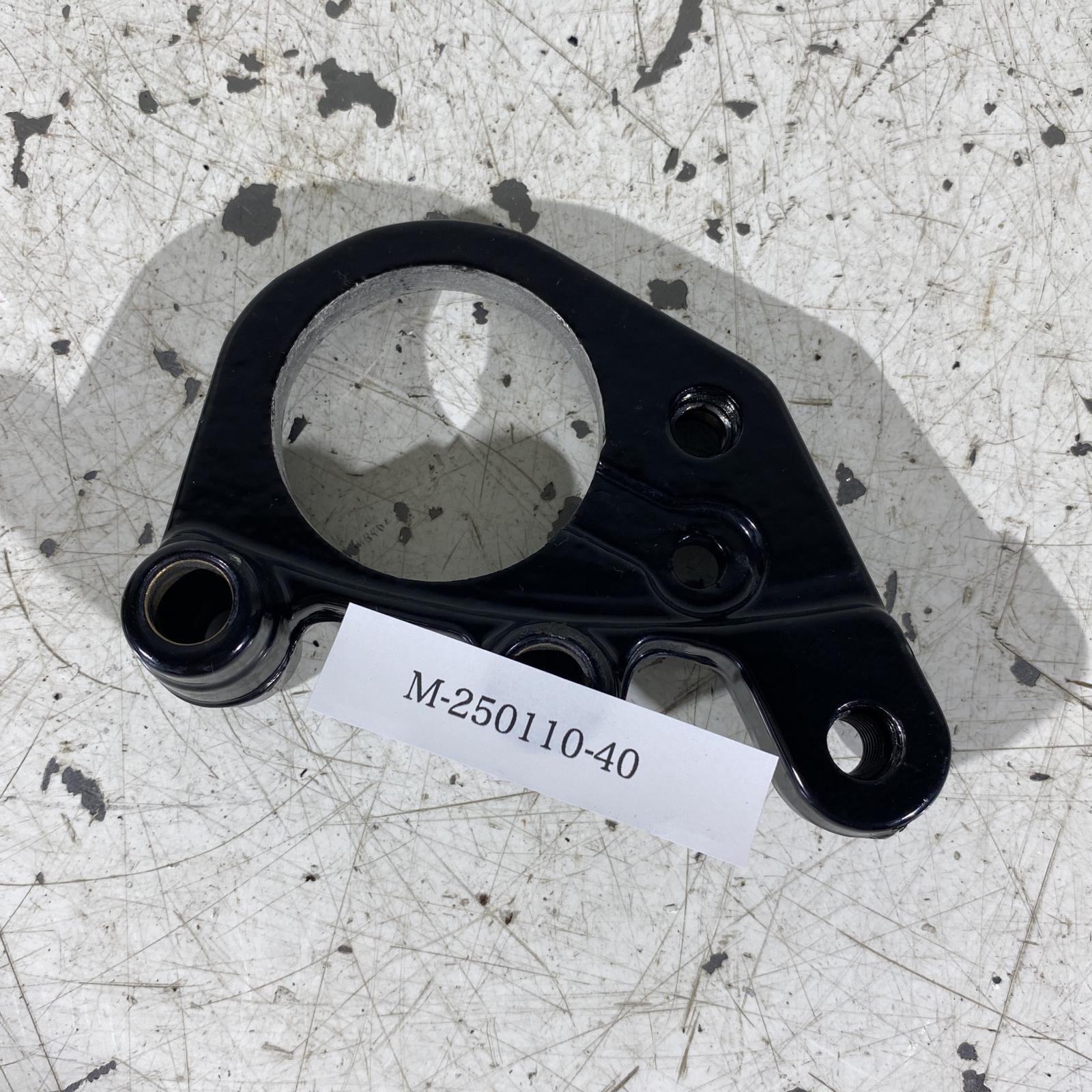 KAWASAKI Z1 フロントキャリパーサポート 左 カワサキ