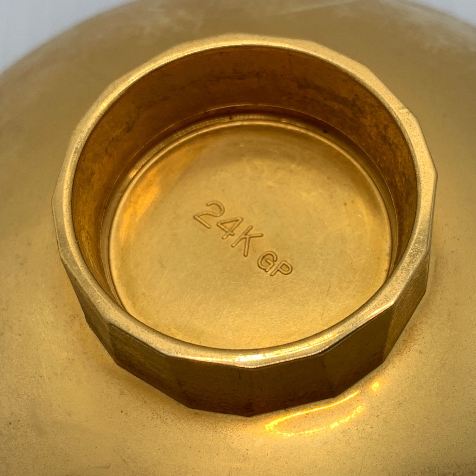 金杯 天皇陛下 御在位五十年記念盃 24Kメッキ刻印 大小 24GP - メルカリ