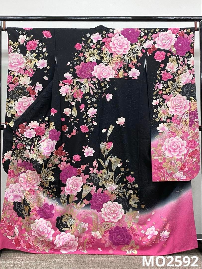 ブランド振袖 豪華 銀通し 金駒 牡丹 薔薇 身丈163cm パールトーン加工