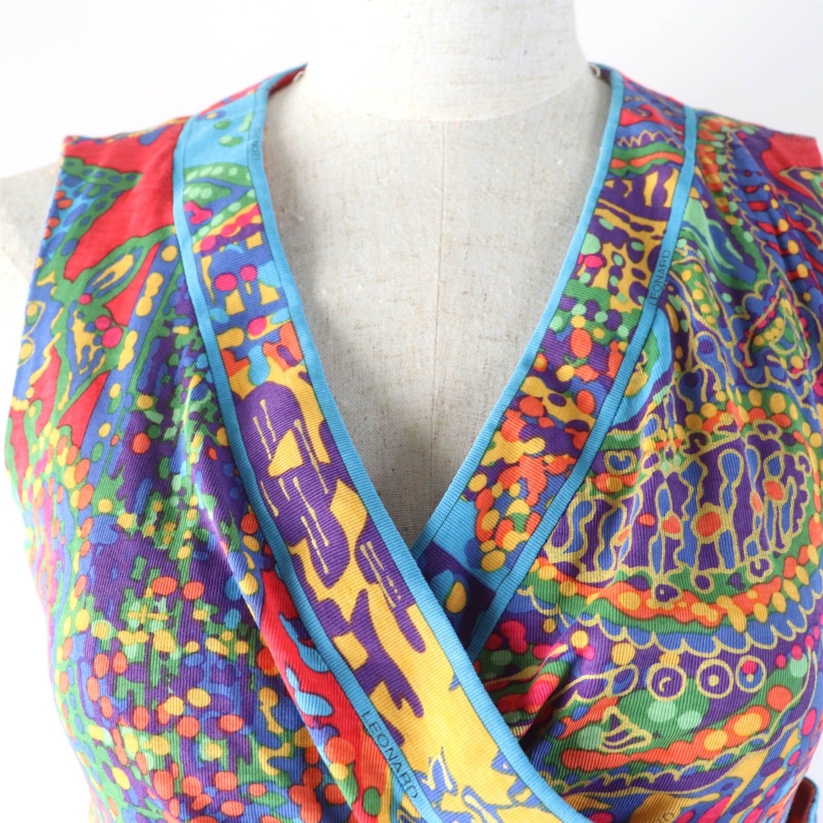 美品☆LEONARD FASHION レオナール ファッション コットン100％ 総柄