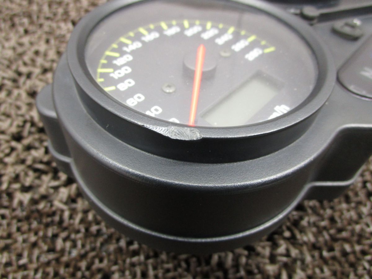 ヤマハ YAMAHA FZS1000 FAZER スピードメーター メーター FZS1000 フェザー メーター スピード タコ 280Km △W482！ フューエル