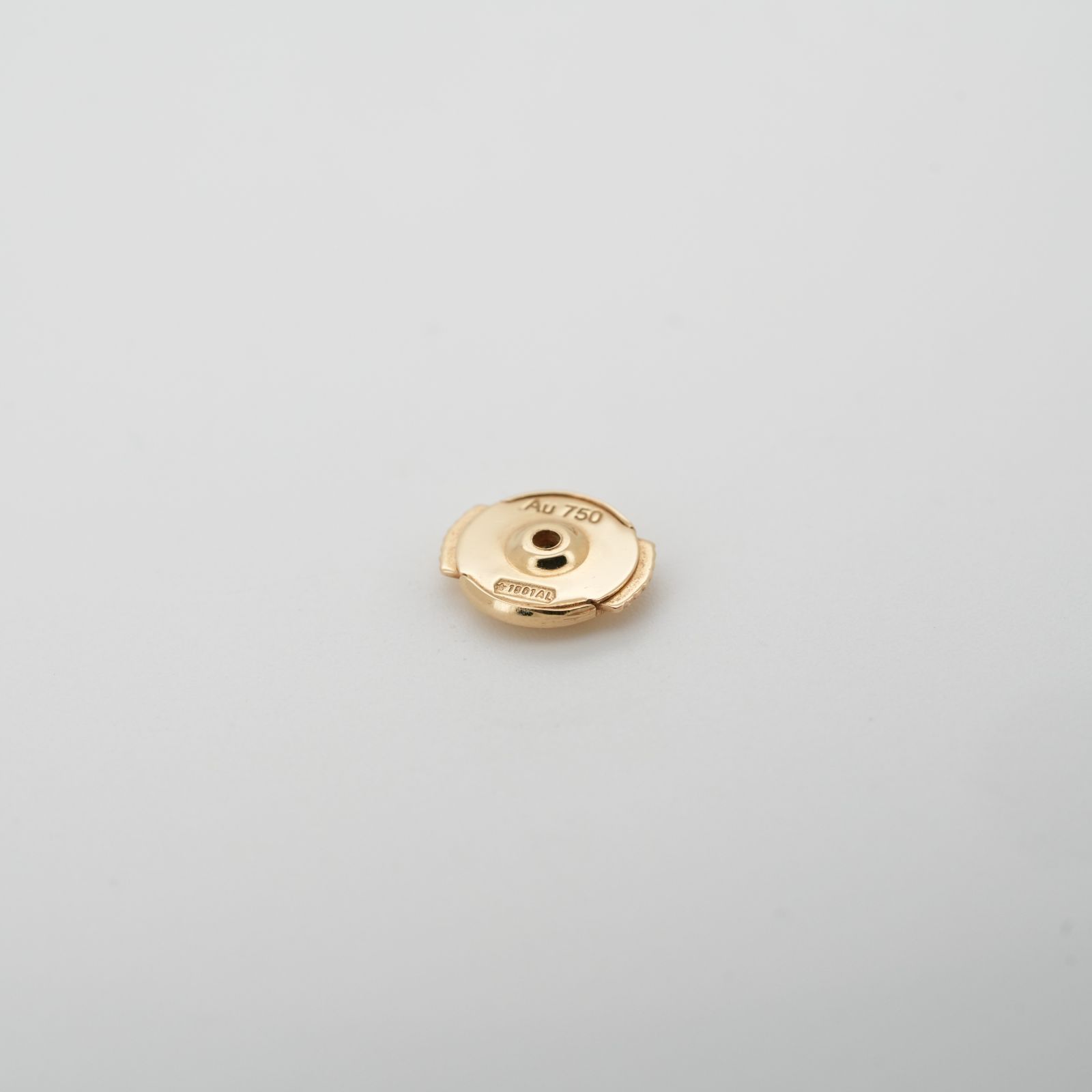 GUCCI ライオンヘッド　イヤリング GUCCI グッチ K18YG Lion Head Earrings with Amethyst ライオン